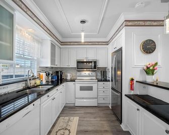 Carousel Suites -Redington Shores - Redington Shores - Phòng bếp