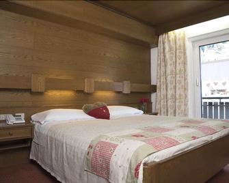 Sport Hotel Enrosadira - Campitello di Fassa - Habitación