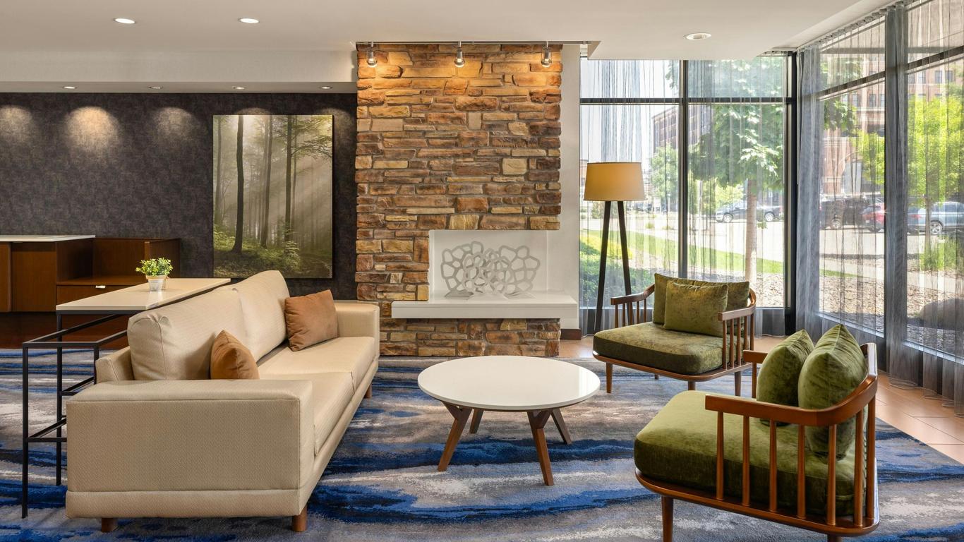 Fairfield Inn & Suites by Marriott La Crosse Downtown