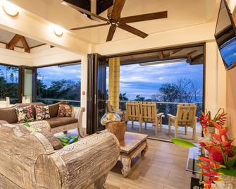 Tulemar Resort - מנואל אנטוניו - סלון