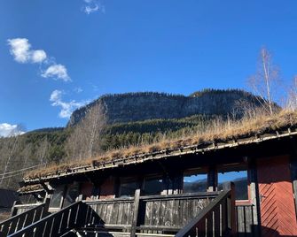 Sjoa Guesthouse & Hostel - Otta - Outdoors view