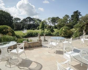 샤토 뒤 클레어 드 룬 - 레 콜렉셔너 - 비아리츠 - 파티오