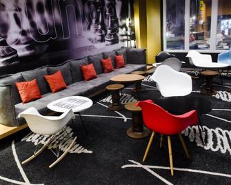 Ibis Jatai - Jataí - Lounge