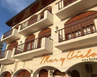 Hotel Mar y Cielo - Necochea - Edificio