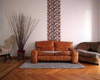 Central Hostel Milano - Milan - Living room