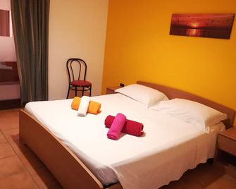 Camere Oasi - Porto Cesareo - Habitación