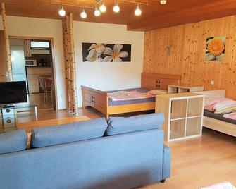 Ferienwohnung Monteurwohnung Landshut - Landshut - Sypialnia