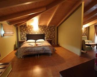 Delfini Hotel - Menidi - Habitación