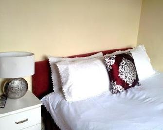 M and J Guest House - Cleethorpes - Schlafzimmer