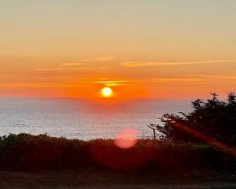 Beverly Beach Bear Home- Ocean View - Newport