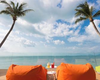 Sea&Sky luxury villa-absolute beachfront - קו סאמוי - חוף