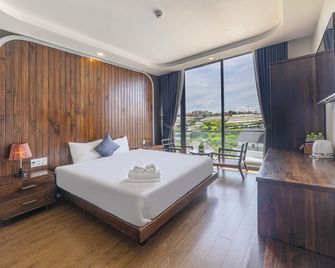 Mega Sky Dalat Hotel - Dalat - Bedroom