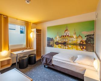 B&B Hotel Hannover-Nord - Αννόβερο - Κρεβατοκάμαρα