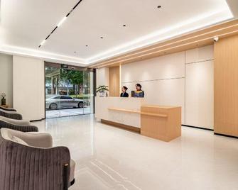 Yajiada Hotel (Zhangzhou Wanda Plaza) - Zhangzhou - Rezeption