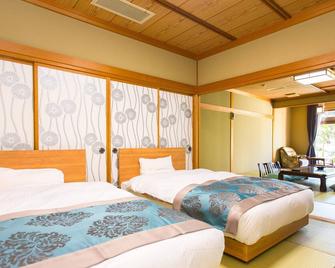 Furinya - Shibata - Bedroom