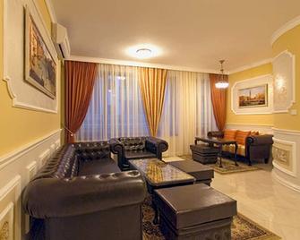 Luxury Apartment Venice - 1 - Sofia - Stue
