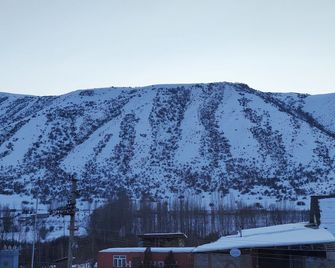 Hills Hotel - Karakol - Outdoor view