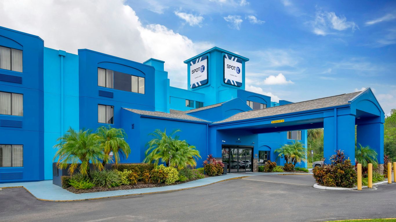 SPOT X Hotel Tampa - Wesley Chapel by The Red Collection