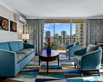 Wyndham Vacation Resorts Royal Garden at Waikiki - Honolulu - Living room