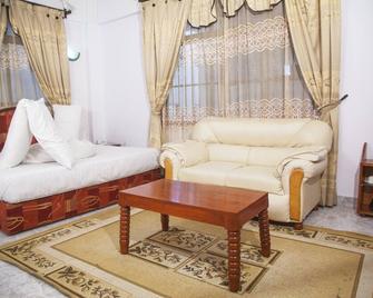 Natron Palace Hotel - Arusha - Sala de estar