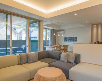 Rakuten Stay Villa Kinugawa Riverside - Nikkō - Living room