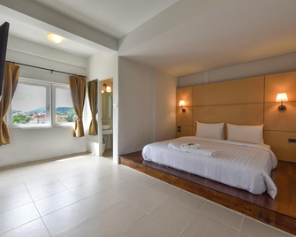 October Hotel - Phuket - Habitación