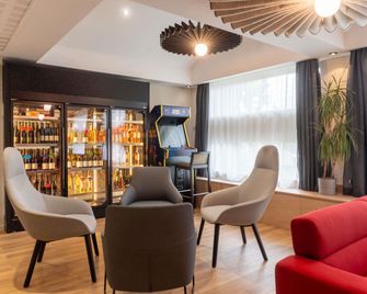 ibis Lyon Est Bron - Bron - Bar