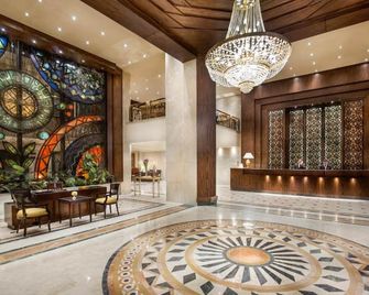 Pyramisa Suites Hotel Cairo - Giza - Hành lang