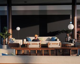 Bask Gili Meno - Pemenang - Lobby