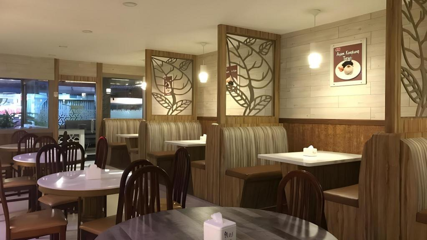 Paragon Nagoya Hotel Batam