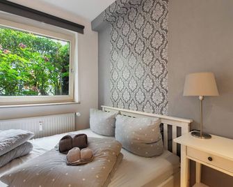 Einfache Gästewohnung 'nordlicht' - Flensburgo - Habitación