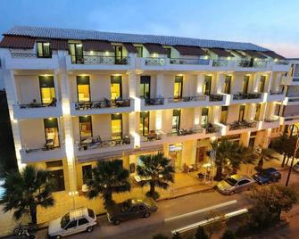 Kentrikon Hotel & Spa - Loutra Edipsou - Budynek