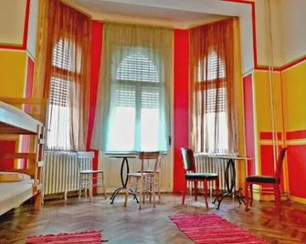 Downtown Hostel Novi Sad - Novi Sad