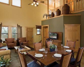 Worldmark New Braunfels - New Braunfels - Dining room