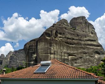 Fani's House Under Meteora - Kastraki