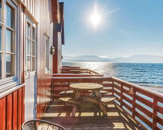 6 person holiday home in Brekstad - Brekstad - Balcón