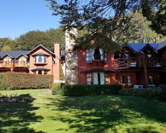 كوستا برافا أبارت هوتل - سان كارلوس دي باريلوتش - مبنى