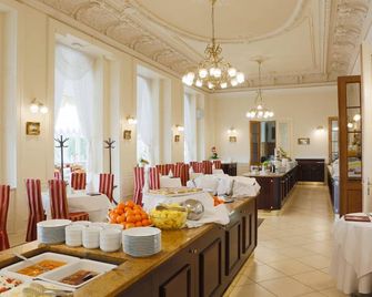 Hotel Bristol - Κάρλοβυ Βάρυ - Εστιατόριο