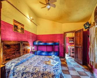 Nice apartment in Castiglione d'Orcia - Castiglione d'Orcia - Bedroom