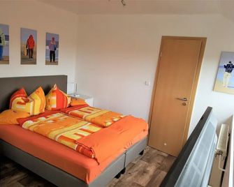 Pension Haus Elfriede - Baltrum - Schlafzimmer