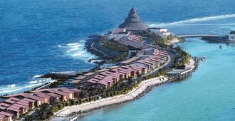 Mövenpick Resort Al Nawras Jeddah - Jeddah - Beach