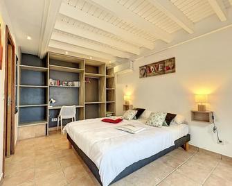 Terrathely - Le Moule - Chambre