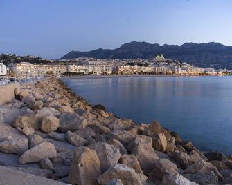 Gran H La Marina - Altea - Budova