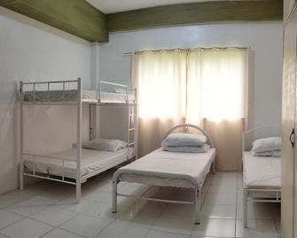 OYO 800 Ddd Habitat Dormtel Bacolod - Bacolod - Ložnice