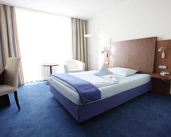 Hotel Garni Max Zwo - Dingolfing - Schlafzimmer