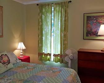 Woodside Inn/ Country Getaway 15 Minutes From Harrison Hot Springs - Agassiz - Chambre
