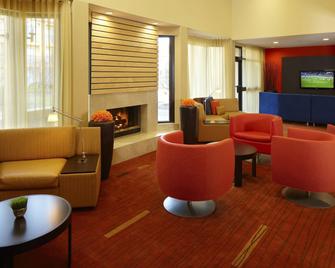 Spark by Hilton Bettendorf Quad Cities - Bettendorf - Lounge