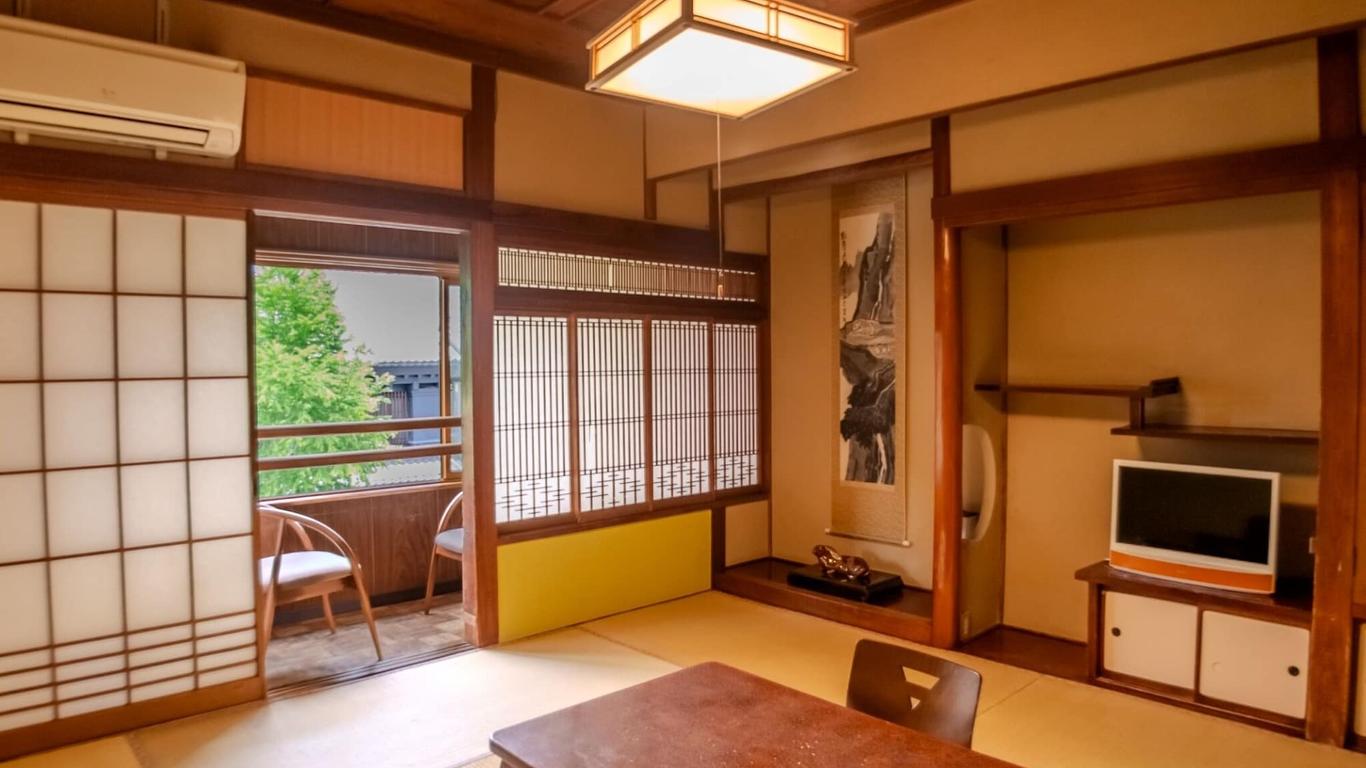 中央館 清水屋旅館