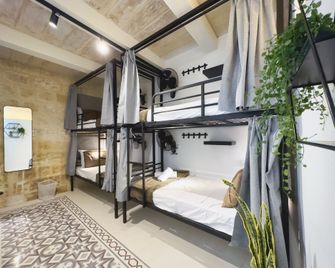 Mandera's Boutique Suites & Dorms - La Valletta - Camera da letto