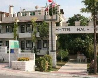 Hotel Hal-Tur - Pamukkale - Building